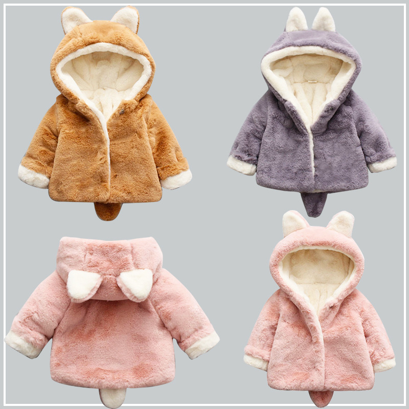 Retail kids designer winter coats litter girls luxury Faux Fur thick warm fur coat infant baby hooded jackets outwear children clothing, Top quality
Retail kids designer winter coats litter girls luxury Faux Fur thick warm fur coat infant baby hooded jackets outwear children clothing, Top quality
