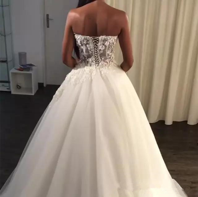 Sexy Sweetheart A Line Wedding Dresses Corset Back Sweep Train 3D Lace Seaside Wedding Bridal Gowns Beach robes de mariée