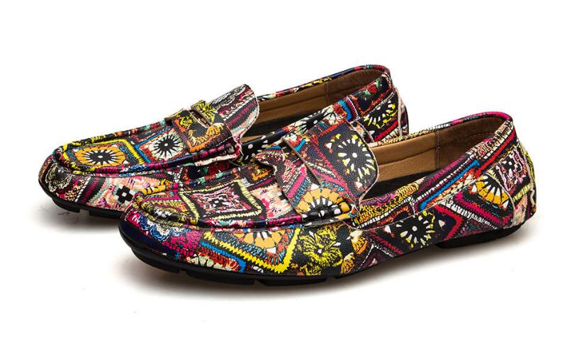 New style black handmade printing fashion Skateboard shoes loafers party wedding dress shoes men flats Peas shoes 556
New style black handmade printing fashion Skateboard shoes loafers party wedding dress shoes men flats Peas shoes 556