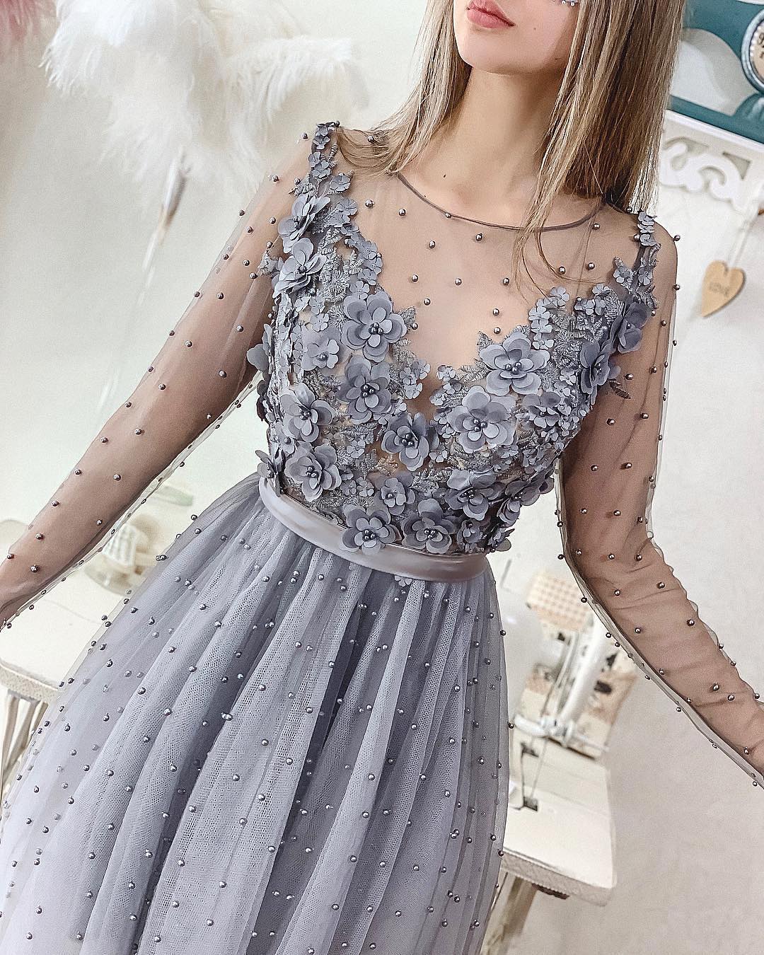 2019 Short Silver Grey Pearls Homecoming Dresses Long Sleeve Lace Appliqued Beads Mini Cocktail Party Dresses Cheap Formal Prom Gowns