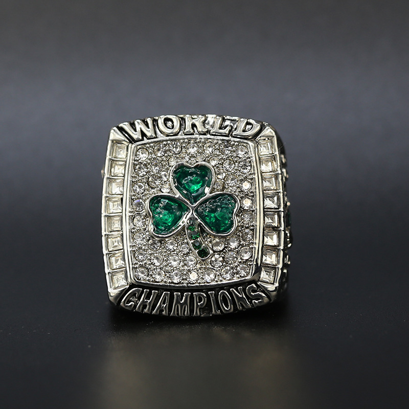 FASHION SPORTS JEWELRY 2008 Boston Basketball Championship Ring Men rings FOR FANS US SIZE 11# FREE SHIPPING, Golden;silver
FASHION SPORTS JEWELRY 2008 Boston Basketball Championship Ring Men rings FOR FANS US SIZE 11# FREE SHIPPING, Golden;silver