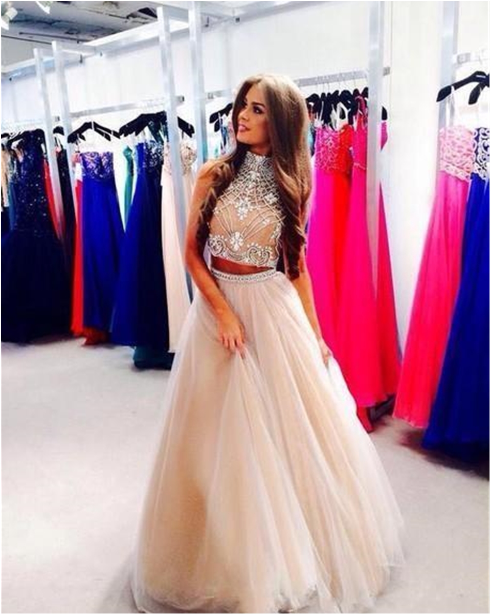 Sexy Two Pieces Prom Dresses High Neck Beaded Top Champagne Tulle Floor Length Formal Party Dresses Evening Gowns