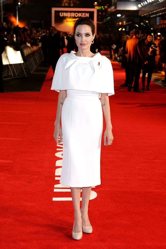 Angelina Jolie Sheath Knee Length Prom Dresses With Cape Jewel Neck Back Slits Celebrity Red Carpet Dresses Short Formal Evening Gowns 2019