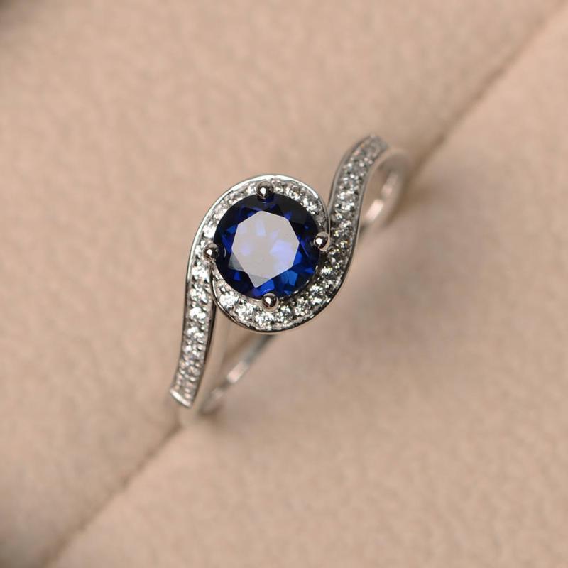 Cluster Rings European And American Style Low-key Luxury Noble Inlaid S925 Sterling Silver Dark Sapphire Retro Female Models Wild Ring
Cluster Rings European And American Style Low-key Luxury Noble Inlaid S925 Sterling Silver Dark Sapphire Retro Female Models Wild Ring