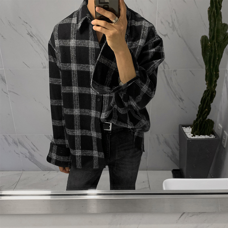 2020 Spring And Autumn New Youth Popular Plaid Brushed Long-sleeved Shirt Fashion Casual Loose Lapel Wild Shirt Black -XL
2020 Spring And Autumn New Youth Popular Plaid Brushed Long-sleeved Shirt Fashion Casual Loose Lapel Wild Shirt Black -XL