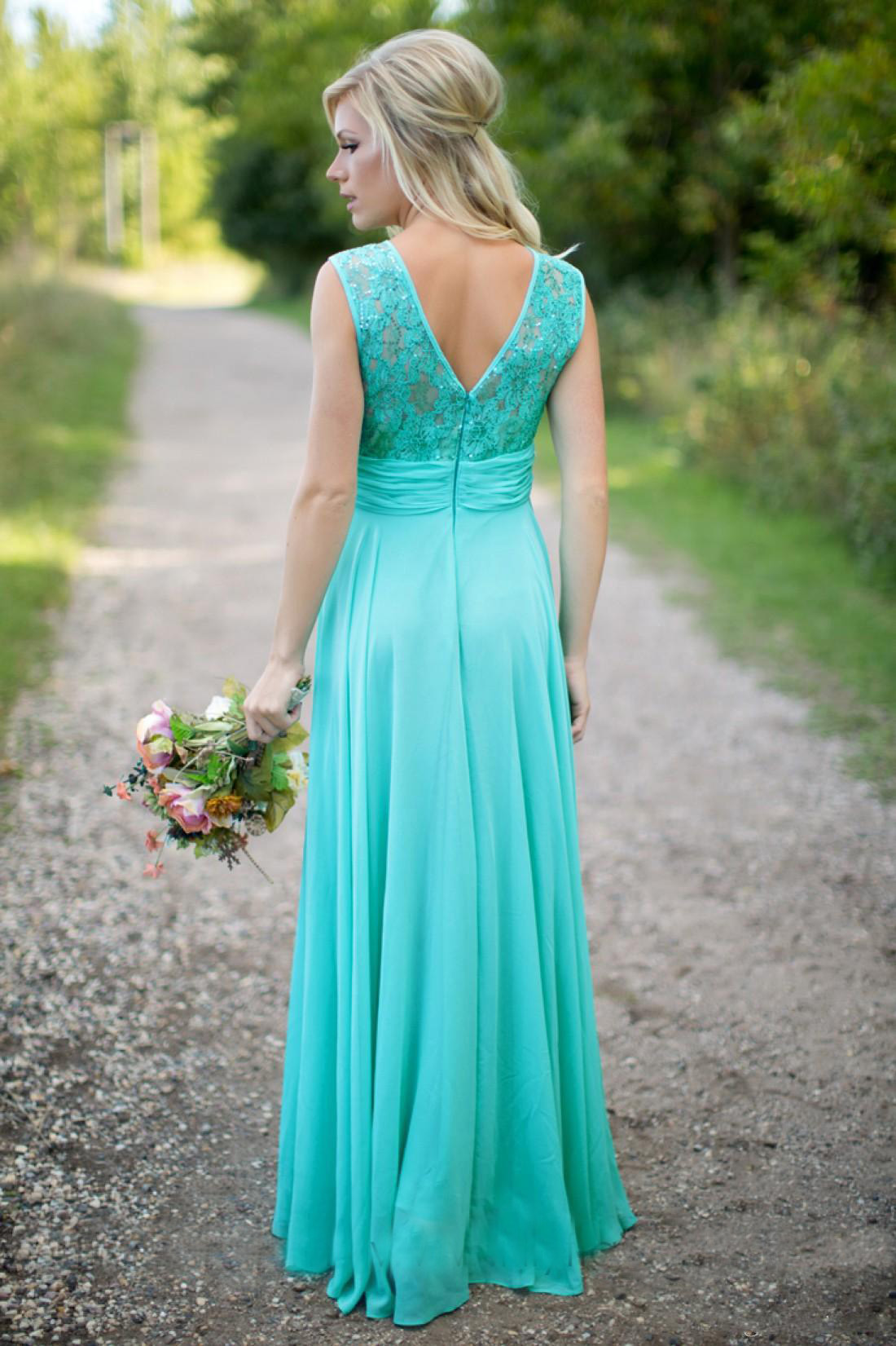 2020 Bridesmaids Dresses for Wedding New Teal Country Bridesmaid Dresses Scoop A Line Chiffon Lace V Backless Long Cheap