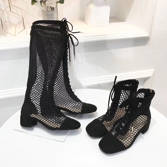 2020 new top designer shoes fashion hollow tie rope bow back zipper sandals simple low heel suede fashion sexy sandals mesh boot size 35-40, Black
2020 new top designer shoes fashion hollow tie rope bow back zipper sandals simple low heel suede fashion sexy sandals mesh boot size 35-40, Black