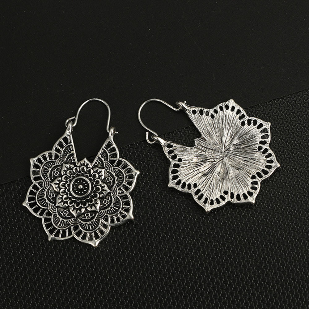Wholesa Flower Hollow Earrings Gypsy Mandala Silver Earrings Gold Retro Ethnic Hoop Earring Dangle Earrings for Woman Ear Studs Boho Jewelry
Wholesa Flower Hollow Earrings Gypsy Mandala Silver Earrings Gold Retro Ethnic Hoop Earring Dangle Earrings for Woman Ear Studs Boho Jewelry