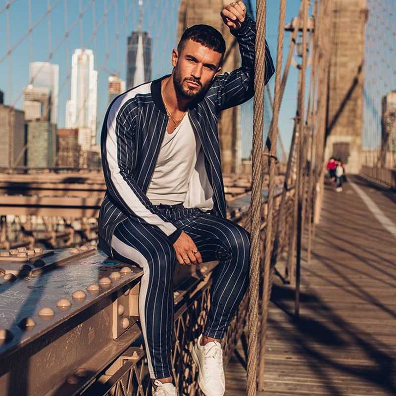 2019 New Men's Autumn Hoodies Tracksuit Set Male Sweatshirt Sweatpants Multi-pocket Fashion Trousers High Street Jackets Sets V191019