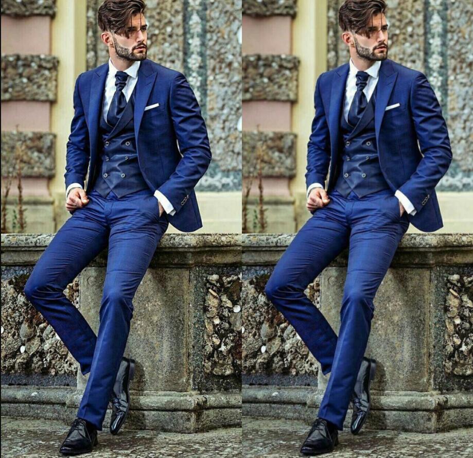 Custom Made Mens Suits Peaked Lapel Groom Tuxedos for Prom Party 3 Pieces Men Wedding Suits For Men Formal Mens Suits (Jacket+Pants), Gray
Custom Made Mens Suits Peaked Lapel Groom Tuxedos for Prom Party 3 Pieces Men Wedding Suits For Men Formal Mens Suits (Jacket+Pants), Gray