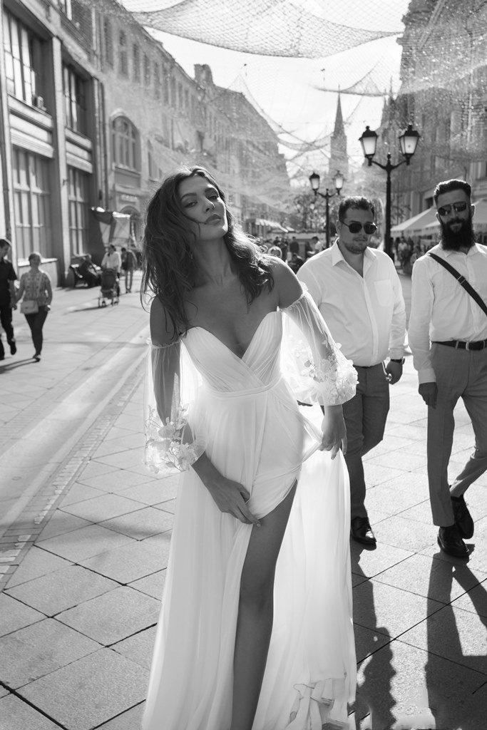 sexy beach sweetheart dresses lace bohemian wedding dress off the shoulder long sleeve side split boho bridal gowns