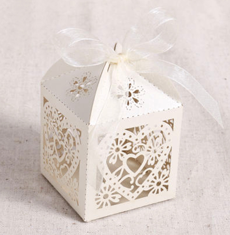 Love Heart Laser Cut Candy Favor Holders Gift Boxes Chocolate Present Bridal Birthday Bomboniere box with Ribbons country wedding gifts souvenirs Ivor