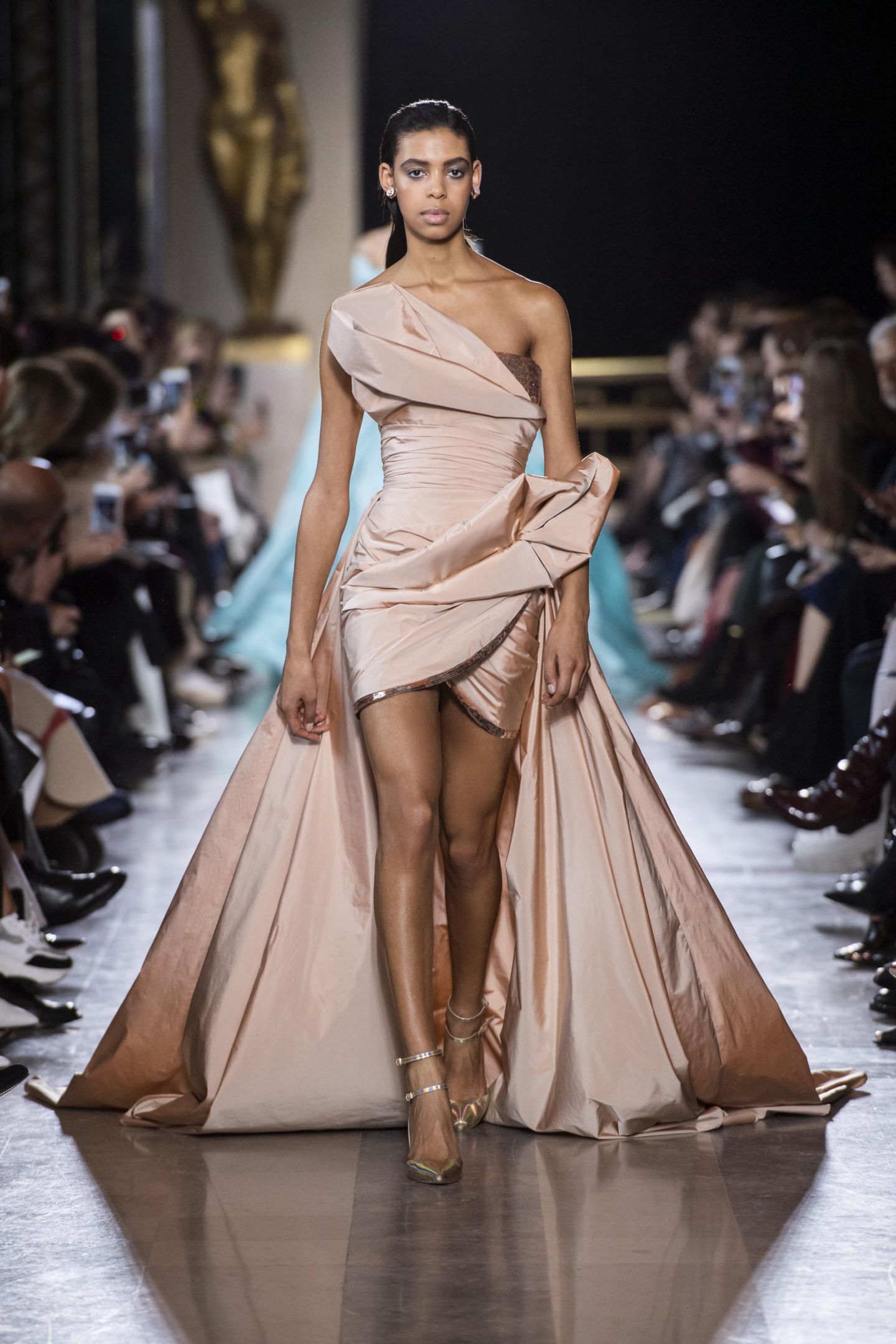 Elie Saab 2020 Evening Dresses Strapless A Line Ruffles Satin Prom Dress Designer Sweep Train Custom Made Formal Gowns