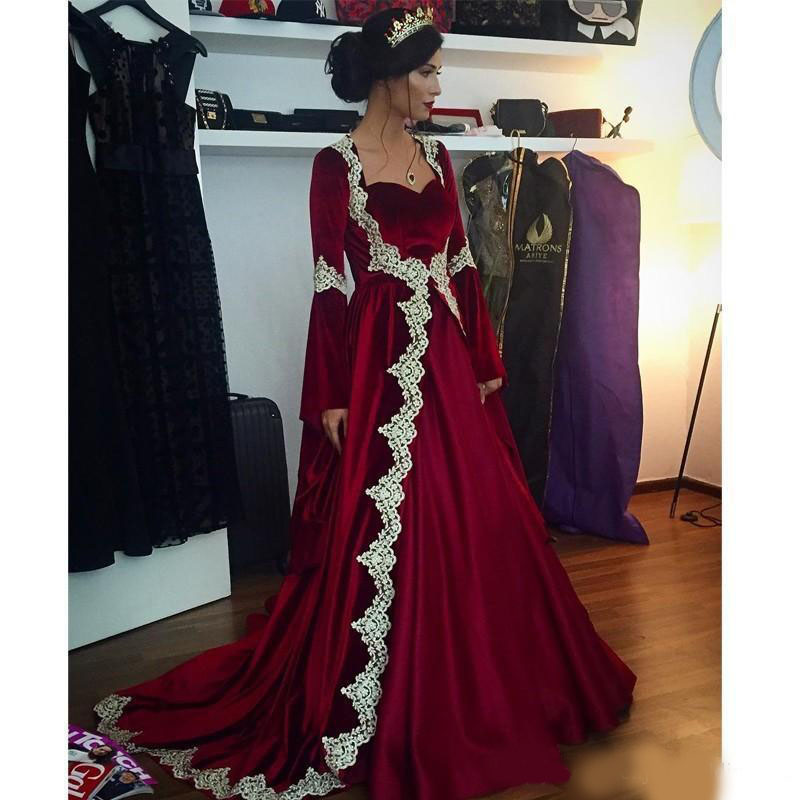 New Arabic Dubai Long Sleeves Kaftan Evening Dresses Hot Burgundy Velvet With Appliques Long Vintage Muslim Party Gowns