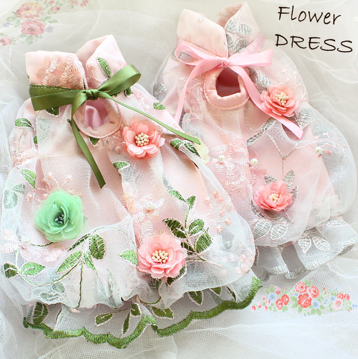 Free shipping handmade dog clothes impatiens collar flower blooming embroidery bud dresses chiffon dog dress poodle Maltese, Green
Free shipping handmade dog clothes impatiens collar flower blooming embroidery bud dresses chiffon dog dress poodle Maltese, Green
