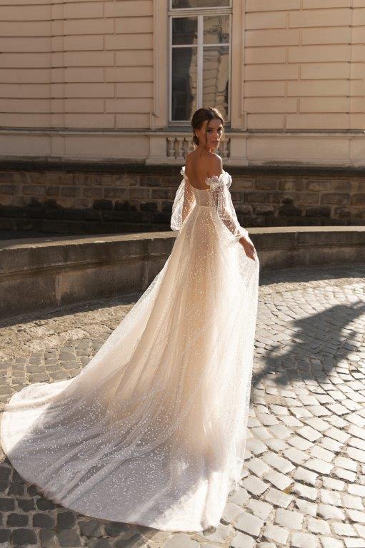 2020 Julie Vino Light Champagne Beach Wedding Dresses Boho Appliques Long Sleeve Wedding Dress Sweetheart A Line Robes De Mariée