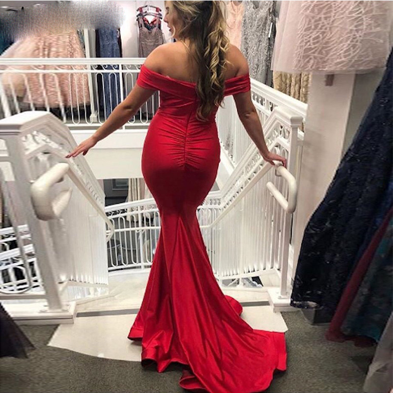 Beautiful Red Long Evening Dresses Off The Shoulder Sleeveless Plain Satin Mermaid Floor Length Formal Party Gowns Vestidos