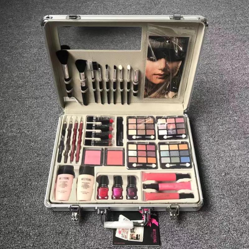 Makeup Set Matte Shimmer Eyeshadow Palette Professional Long Lasting Waterproof Make Up Kit with makeup Brush tools
Makeup Set Matte Shimmer Eyeshadow Palette Professional Long Lasting Waterproof Make Up Kit with makeup Brush tools