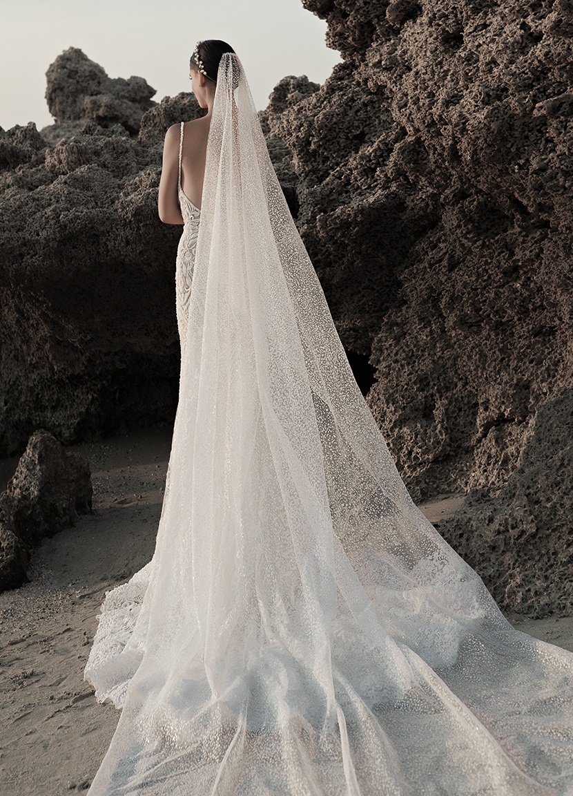 2019 Berta Mermaid Wedding Dresses Lace Applique Sexy Backless Sweep Train Beach Wedding Dress vestito da sposa Side Split Boho Bridal Gown