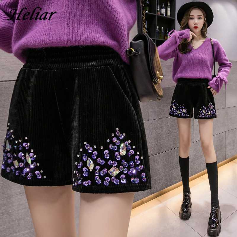 Purple Beading Heavy Woolen Embroideried Shorts Women Outerwear High Waist Short Wide Leg Women Shorts For 2020, Black
Purple Beading Heavy Woolen Embroideried Shorts Women Outerwear High Waist Short Wide Leg Women Shorts For 2020, Black