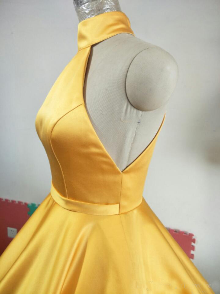 Elegant Robe De Soiree Women A-Line Halter Floor Length Long Yellow Evening Dress with Pockets Vestido De Festa Sexy Satin Prom Gowns