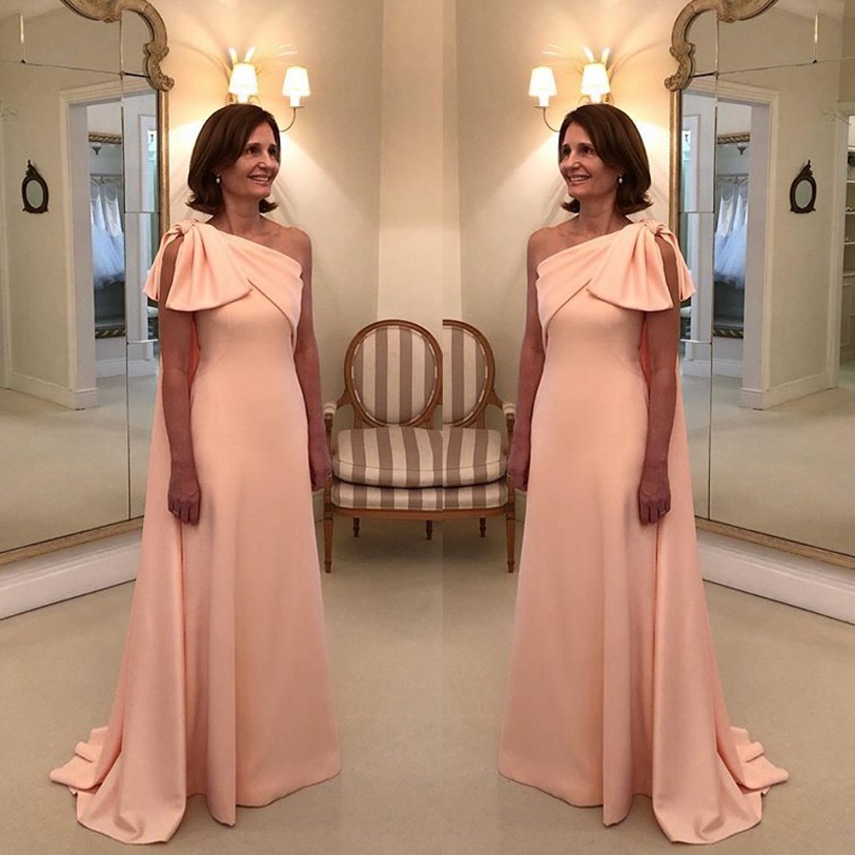 Modest One Shoulder Mother of Bride Dresses Floor Length Satin Plus Size Bow Ruched Prom Evening Gowns Wedding Guest Dress