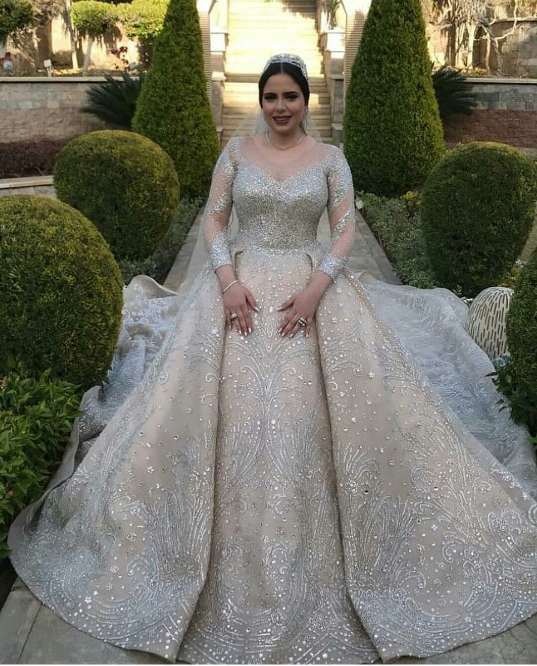 dubai crystals dresses plus size beaded chapel train vestido de novia arabic bridal wedding dress