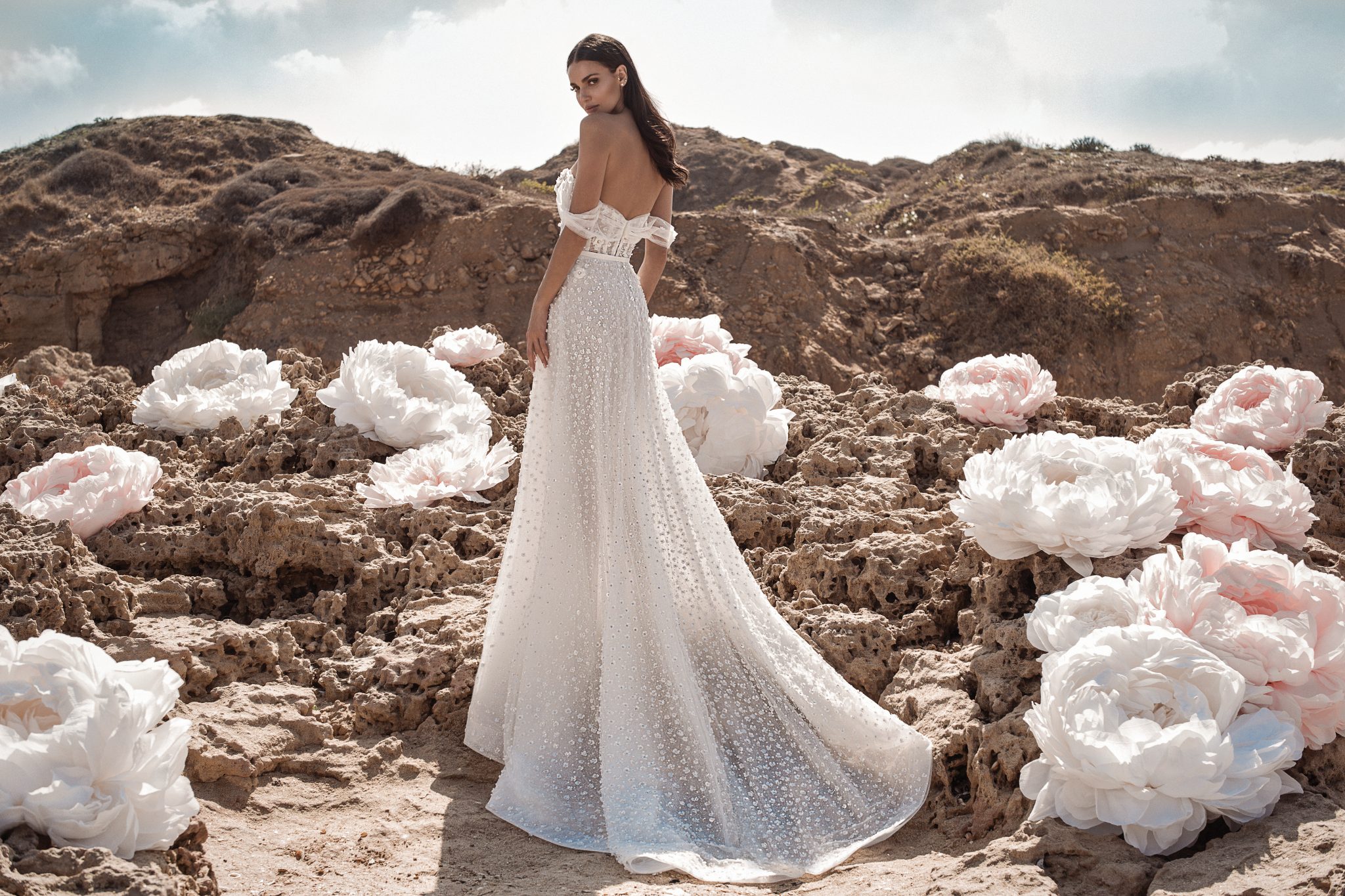 2019 Berta Boho Wedding Dresses Off The Shoulder Lace 3D Floral Applique Beaded Cheap Bridal Gowns A Line Custom Made Beach Wedding Dress