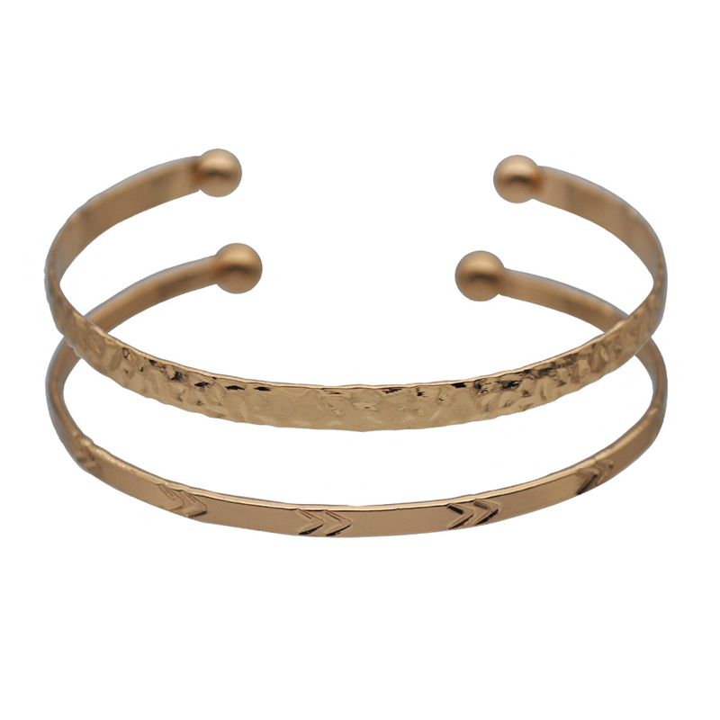 New Fashion Classic Women Bangles Women Gold Color Rhinestone Bracelet Cuff Simple Trendy Jewelry
New Fashion Classic Women Bangles Women Gold Color Rhinestone Bracelet Cuff Simple Trendy Jewelry