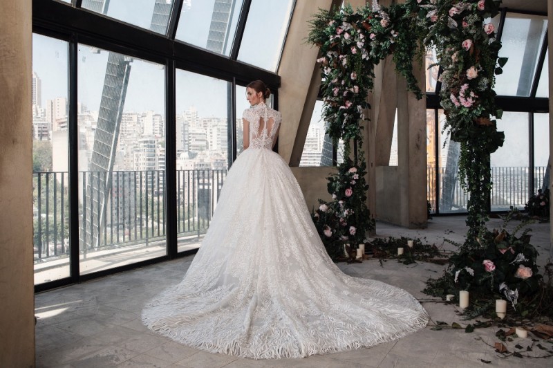 Tony Ward 2019 Wedding Dresses High Neck Cap Sleeve Lace Appliqued Bridal Gowns A Line Country Style Plus Size Garden Wedding Dress