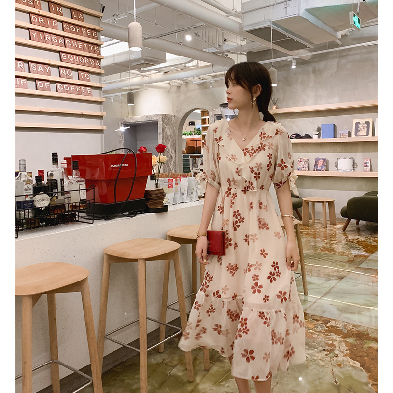 MISHOW 2020 causal daily Floral Printed Dress For Women Beach Boho Dress Split Hem Summer V-neck Elegant MX19B1385, Beige
MISHOW 2020 causal daily Floral Printed Dress For Women Beach Boho Dress Split Hem Summer V-neck Elegant MX19B1385, Beige
