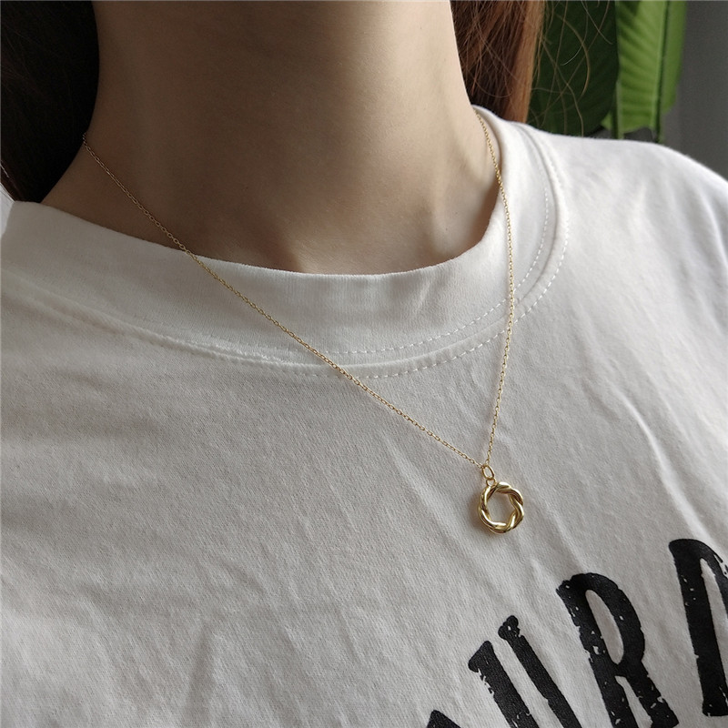 Women Necklaces 925 Sterling Silver Garland Pendant Necklace New Fashion White Gold Color Hollow Twist Geometric Circle Necklace
