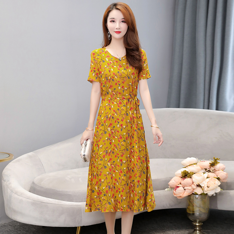 Wholesale women's summer long-sleeved short-sleeved printed casual middle-aged and elderly floral cotton silk dress beach skirt, 8# 
Wholesale women's summer long-sleeved short-sleeved printed casual middle-aged and elderly floral cotton silk dress beach skirt, 8#
