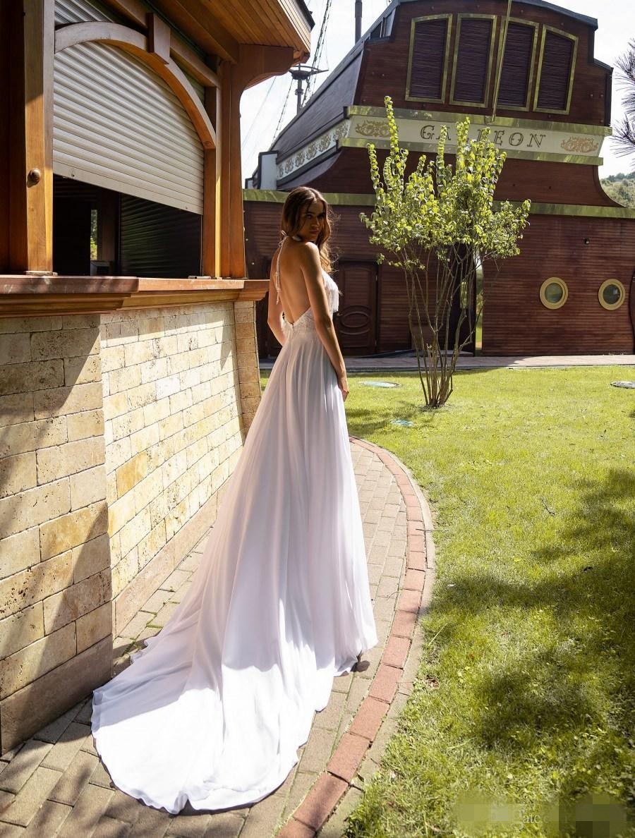 Sexy Backless Dresses Halter Tassles Chiffon Sweep Train Beaded Custom Made Beach Wedding Bridal Gown Vestido De Novia