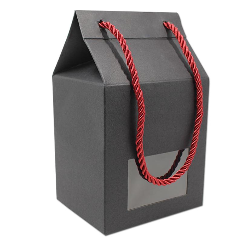 100pcs/lot 10*8*11cm Black / White Craft Candy Cake Storage Paper Box Party Gift Packaging Portable Window Boxes With Rope
100pcs/lot 10*8*11cm Black / White Craft Candy Cake Storage Paper Box Party Gift Packaging Portable Window Boxes With Rope