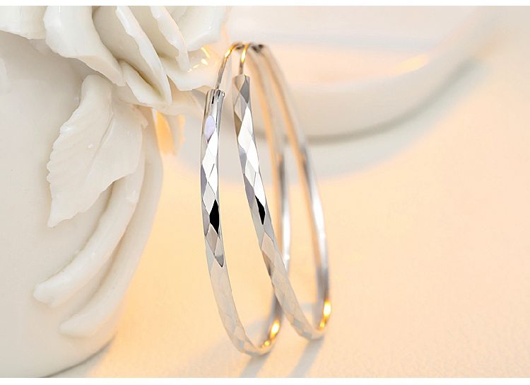 Hoop & Huggie Earring Hot sell Ladys Earring Trendy Solid 925 Sterling Silver Big Round Circle Hoop Earrings 40MM 50MM 55MM 60MM Women Earring Jewelry highquality
Hoop & Huggie Earring Hot sell Ladys Earring Trendy Solid 925 Sterling Silver Big Round Circle Hoop Earrings 40MM 50MM 55MM 60MM Women Earring Jewelry highquality