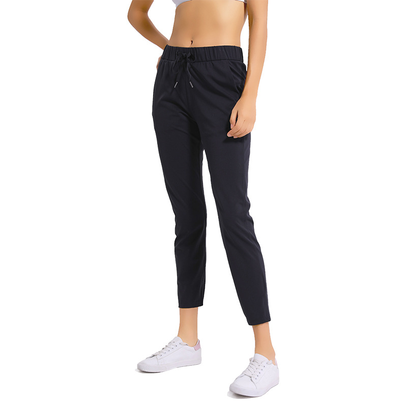 Women Workout Running Leggings 4 Way Stretch Fabric Super Quality Yoga Pants with Side Pockets Outdoor Sports Tights, Black
Women Workout Running Leggings 4 Way Stretch Fabric Super Quality Yoga Pants with Side Pockets Outdoor Sports Tights, Black