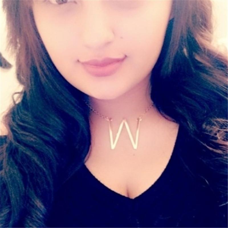 Personalized 26 initial letter Pendant Necklace For women English Alphabet Gold Silver Rose Gold Charm chain Female Fashion Jewelry in Bulk