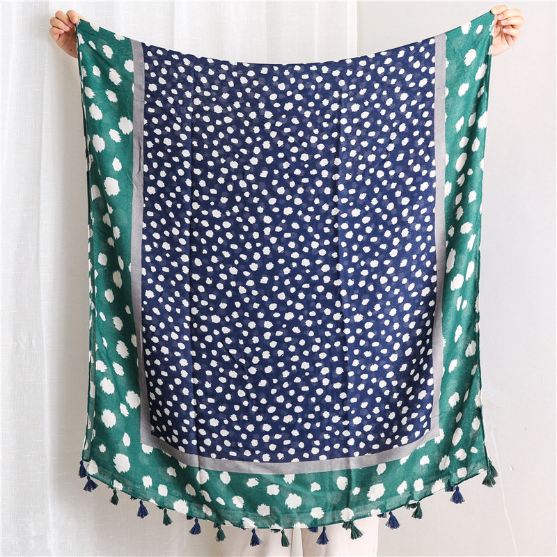 Fashion lady scarf leopard scarf autumn soft wrap cotton linen woman scarf long paragraph shawl Muslim headscarf wave
