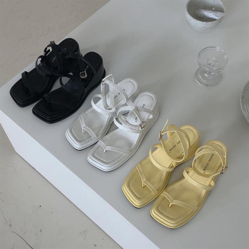 women sandals fashion 2020 summer wedge platform heel toe flip-flop sandal high heel square toe ankle strap wedg sandals shoes, Black
women sandals fashion 2020 summer wedge platform heel toe flip-flop sandal high heel square toe ankle strap wedg sandals shoes, Black