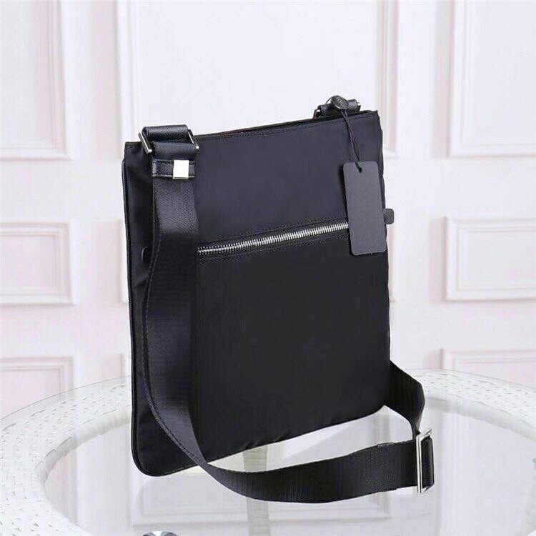 2020 wholesale new men's messenger bag fashion waterproof single shoulder briefcase parachute fabric computer mobile phone storage bag, Black
2020 wholesale new men's messenger bag fashion waterproof single shoulder briefcase parachute fabric computer mobile phone storage bag, Black