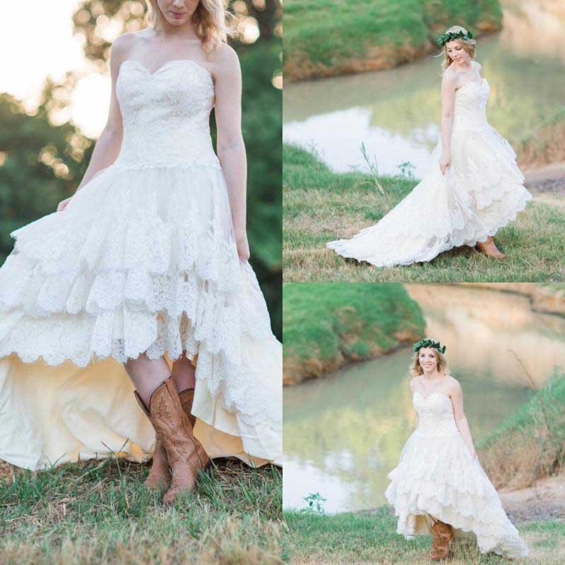 2018 Country Western High Low Wedding Dresses Lace Sweetheart Lace Up Back A-Line Tiered Custom Made Bridal Gowns Plus Size, Black
2018 Country Western High Low Wedding Dresses Lace Sweetheart Lace Up Back A-Line Tiered Custom Made Bridal Gowns Plus Size, Black