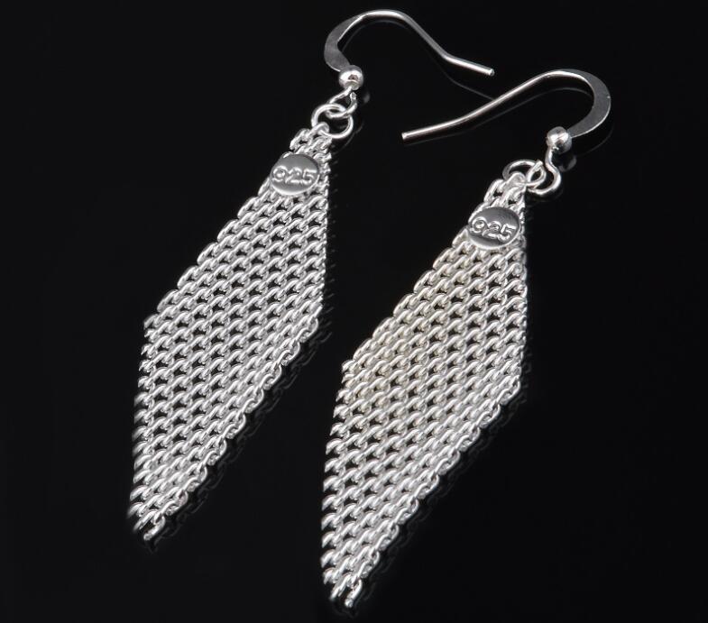 2019 designer earrings luxury women earrings jewelry ins 925 silver plated popular dangle earrings gift high quality
2019 designer earrings luxury women earrings jewelry ins 925 silver plated popular dangle earrings gift high quality