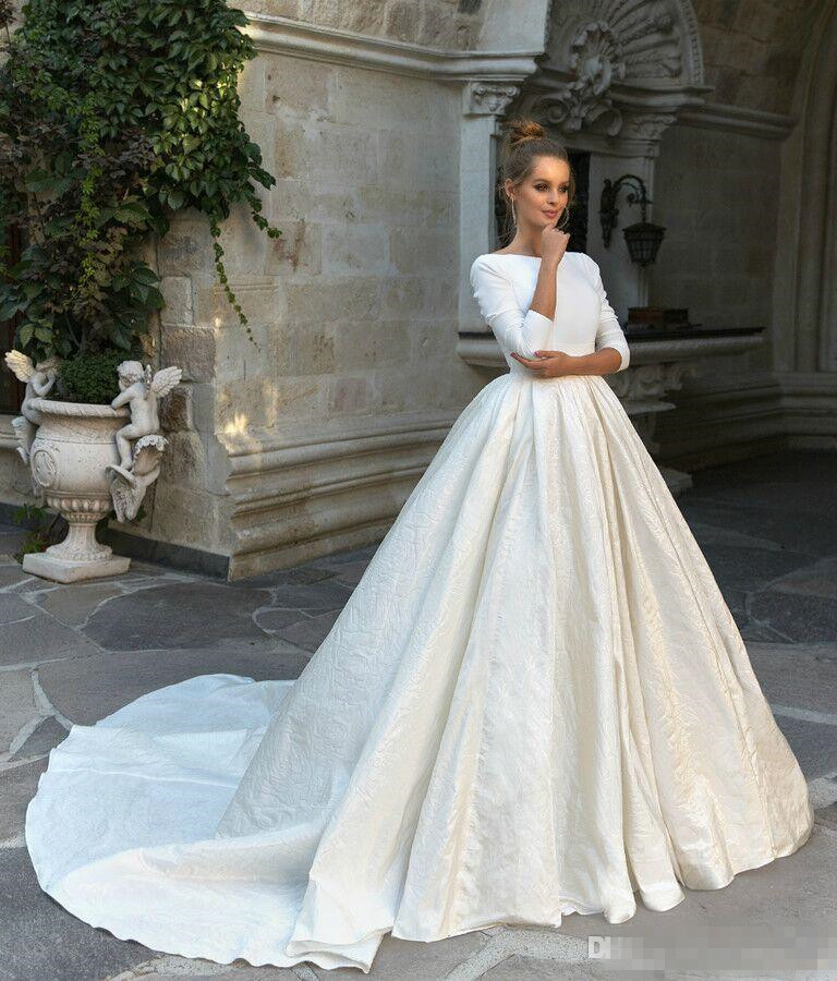 Backless Sexy Simple Dresses A Line Long Sleeveless Taffeta Bateau Neckline Custom Made Wedding Gown Vestido De Novia 0515