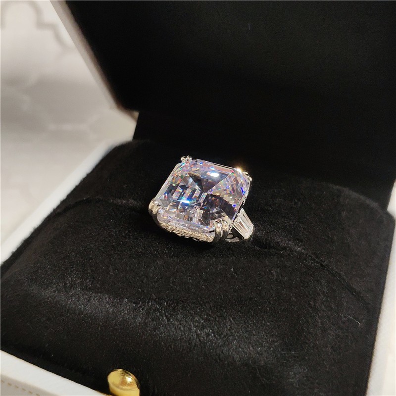 Dove Egg Big White Topaz CZ Diamond Luxury Jewelry 925 Sterling Silver Astie type Promise Eternity Women Wedding Party Band Ring Gift