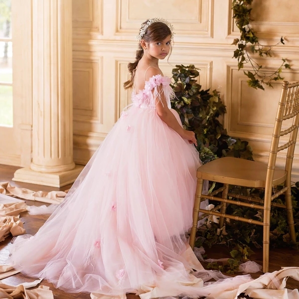 Princess Pink Long Flower Girl Dresses With Flower Feather Sheer Neck Beaded Belt Puffy Gowns Little Girls Birthday Party Dress With Train