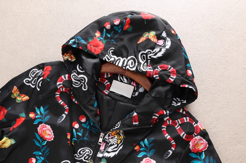 Wholesale- Personality Mens Designer Jackets The Tiger Snake Printed Luxury Jacket Multi-code Hot Seller Fashion Youngth Black Windbreaker