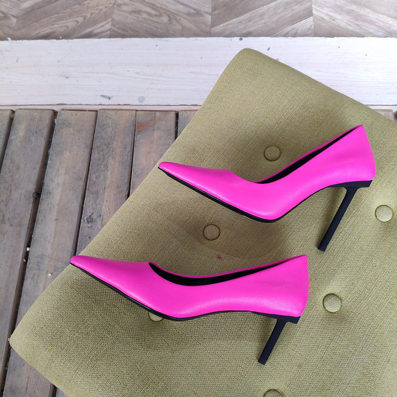 2020 Spring New Luxury Design Tilt Narrow Heels Women Shoes Square Tail Women Single Shoes Bright 3 Colors And 2 Heels Hight
2020 Spring New Luxury Design Tilt Narrow Heels Women Shoes Square Tail Women Single Shoes Bright 3 Colors And 2 Heels Hight
