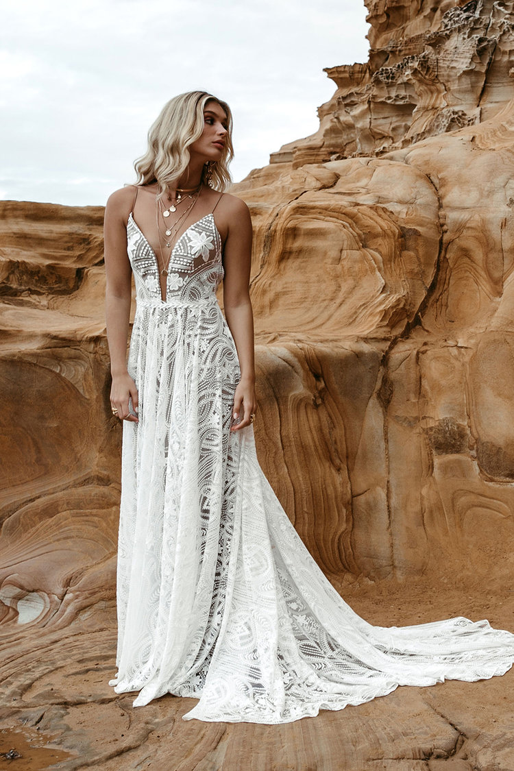 bohemian a e dresses appliqued spaghetti v neck lace bridal gown backless boho wedding dress robes de marie