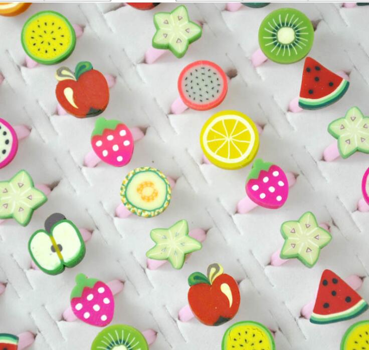 2020 Fashion hot sale Seven colors Fruits ring Cartoon soft rubber Boys / Girls ring mix style Open ring fit Children's Day gifts
2020 Fashion hot sale Seven colors Fruits ring Cartoon soft rubber Boys / Girls ring mix style Open ring fit Children's Day gifts